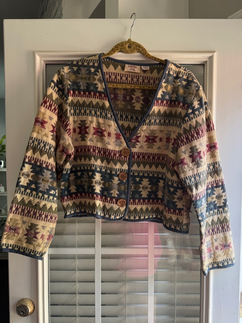 Vintage Fiorlini International jacket featuring a Southwestern pattern.